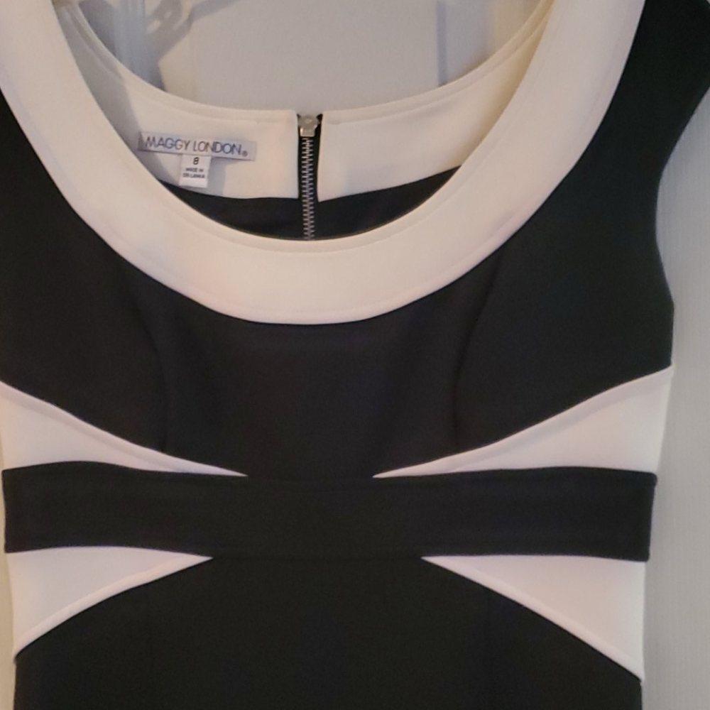 Dress - Picture 2 of 6
